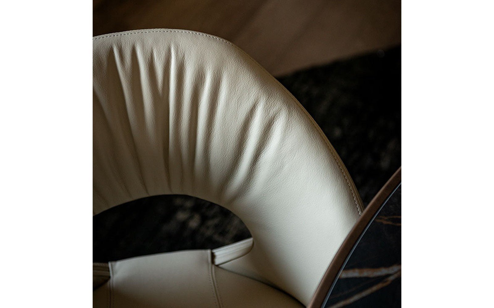 Dafne Chair