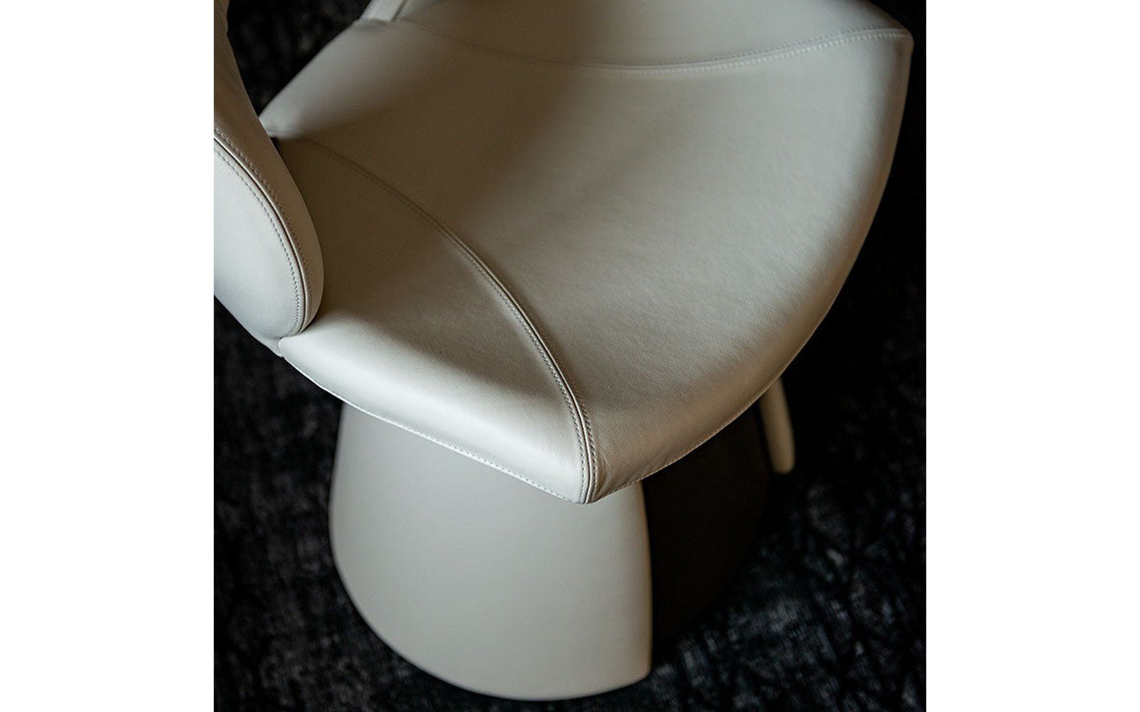 Dafne Chair