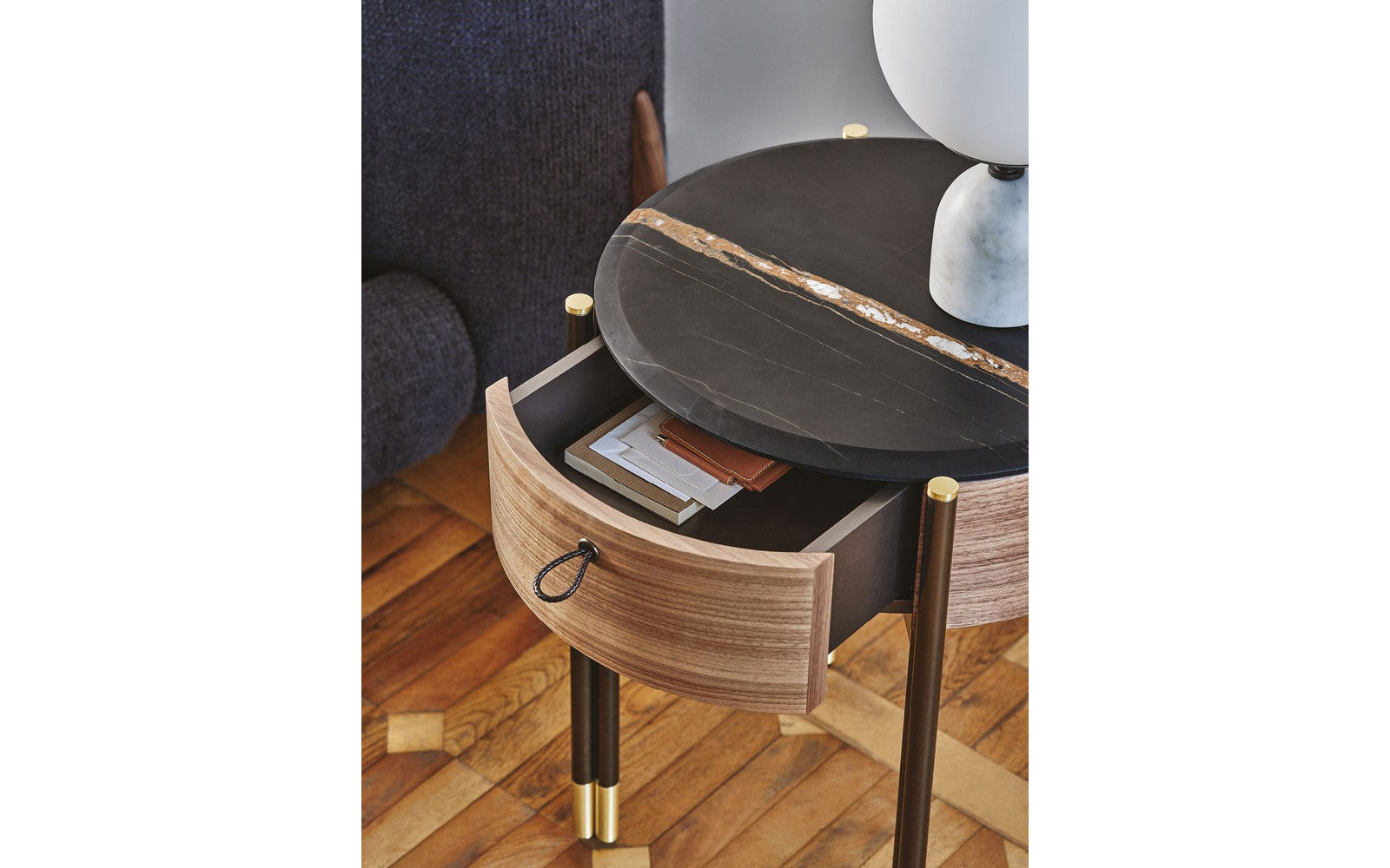 Bayus Tondo 44 Nightstand