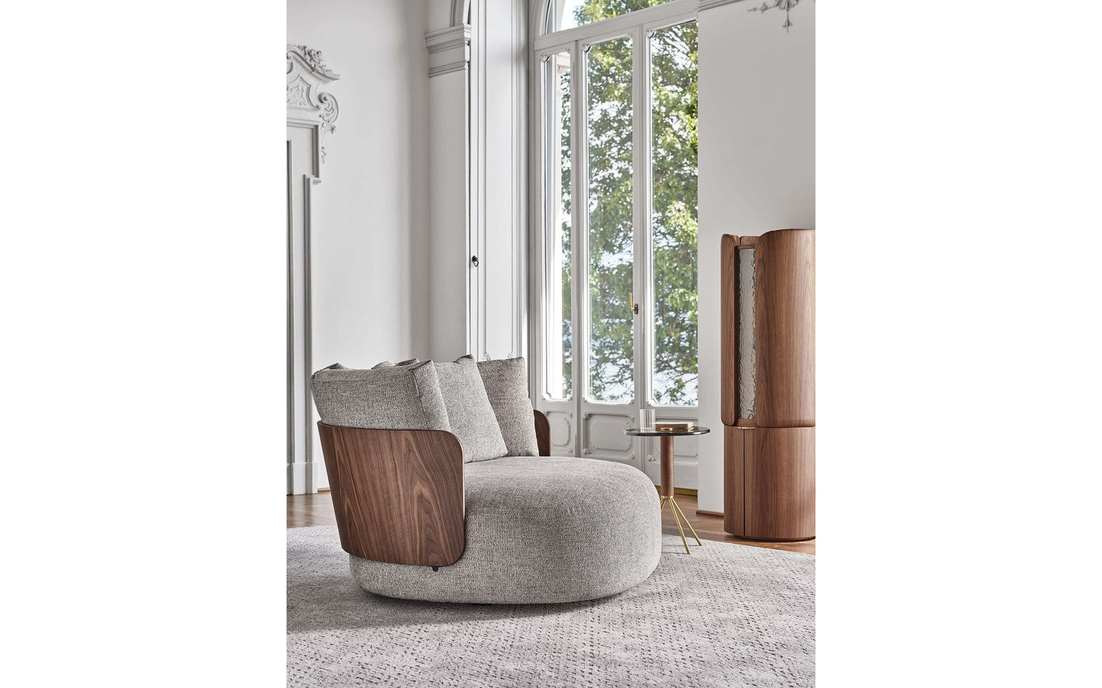 Calin Armchair