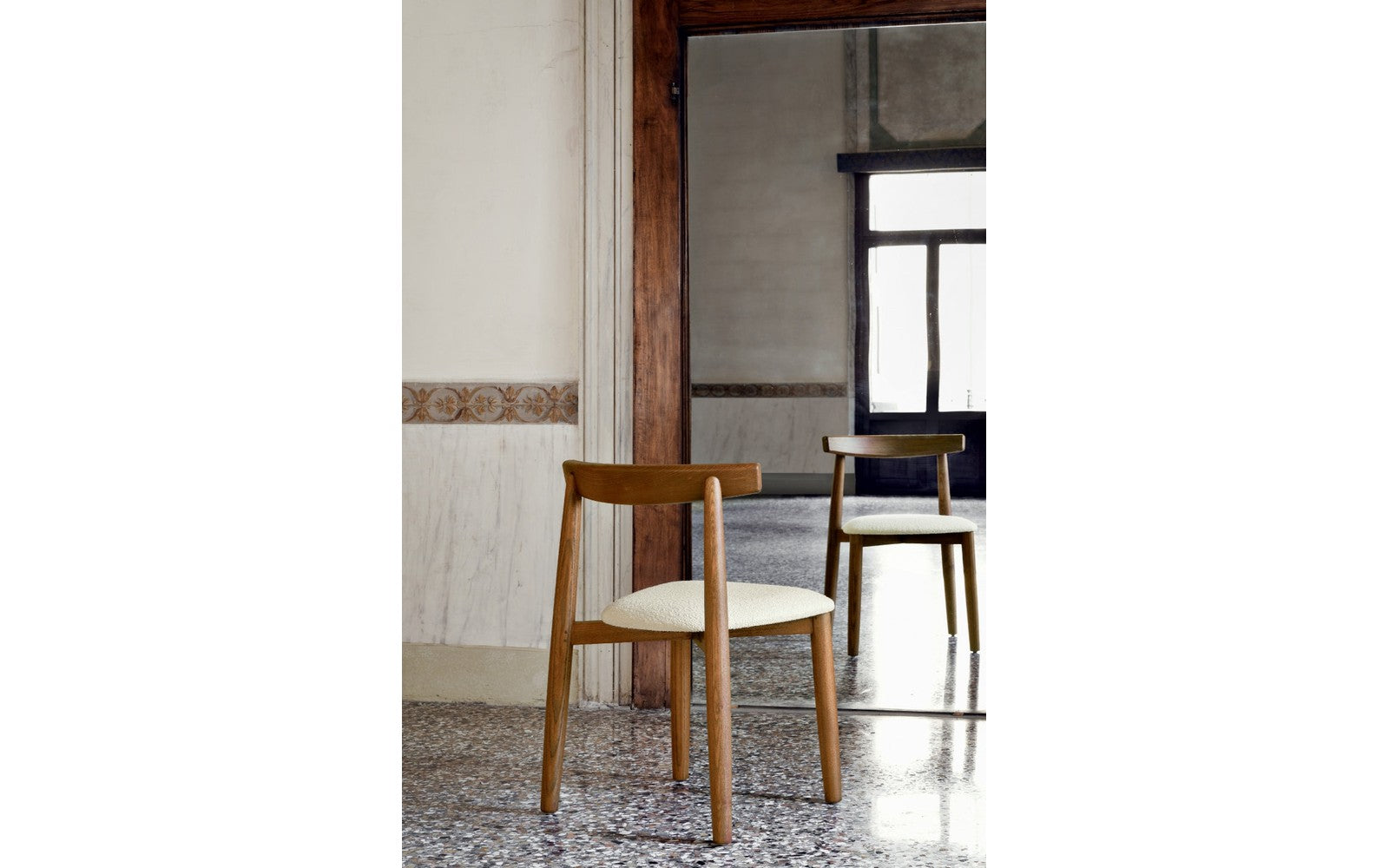 Claretta Bold Chair