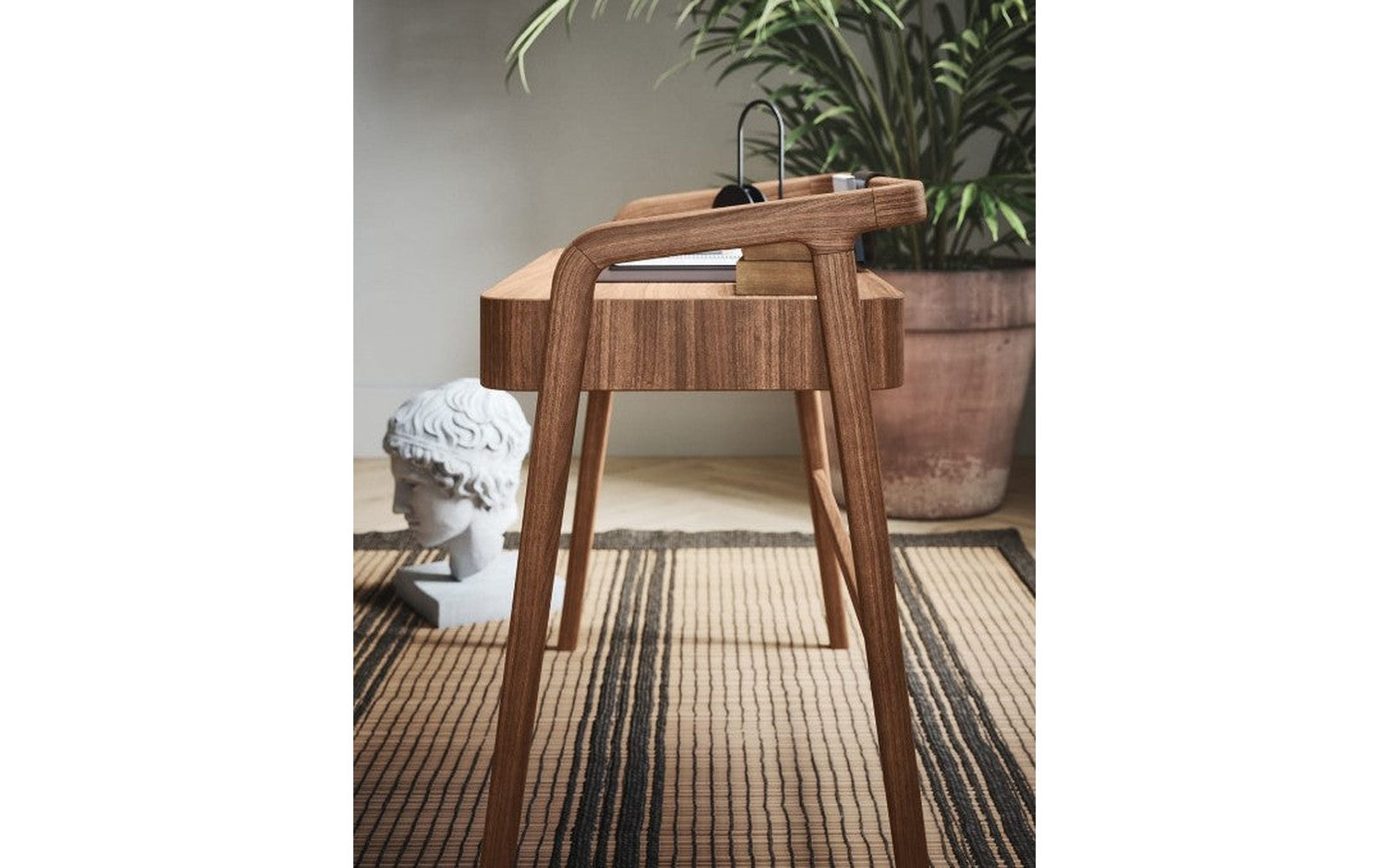 Knot Desk