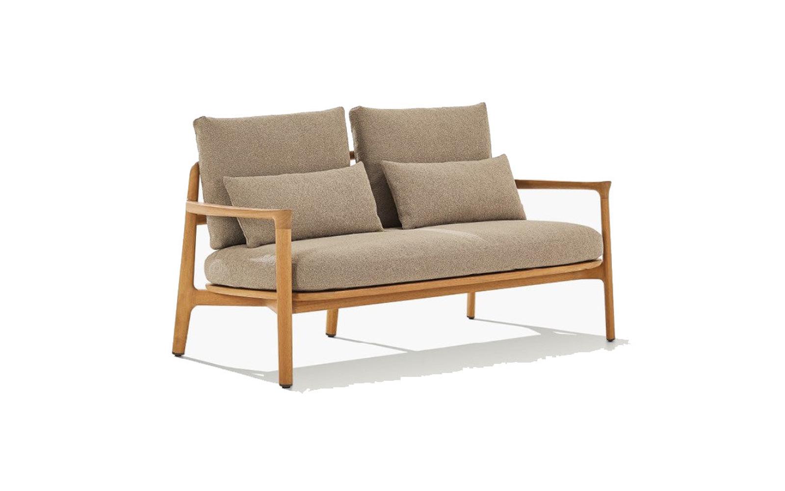 Magnolia Outdoor Sofa