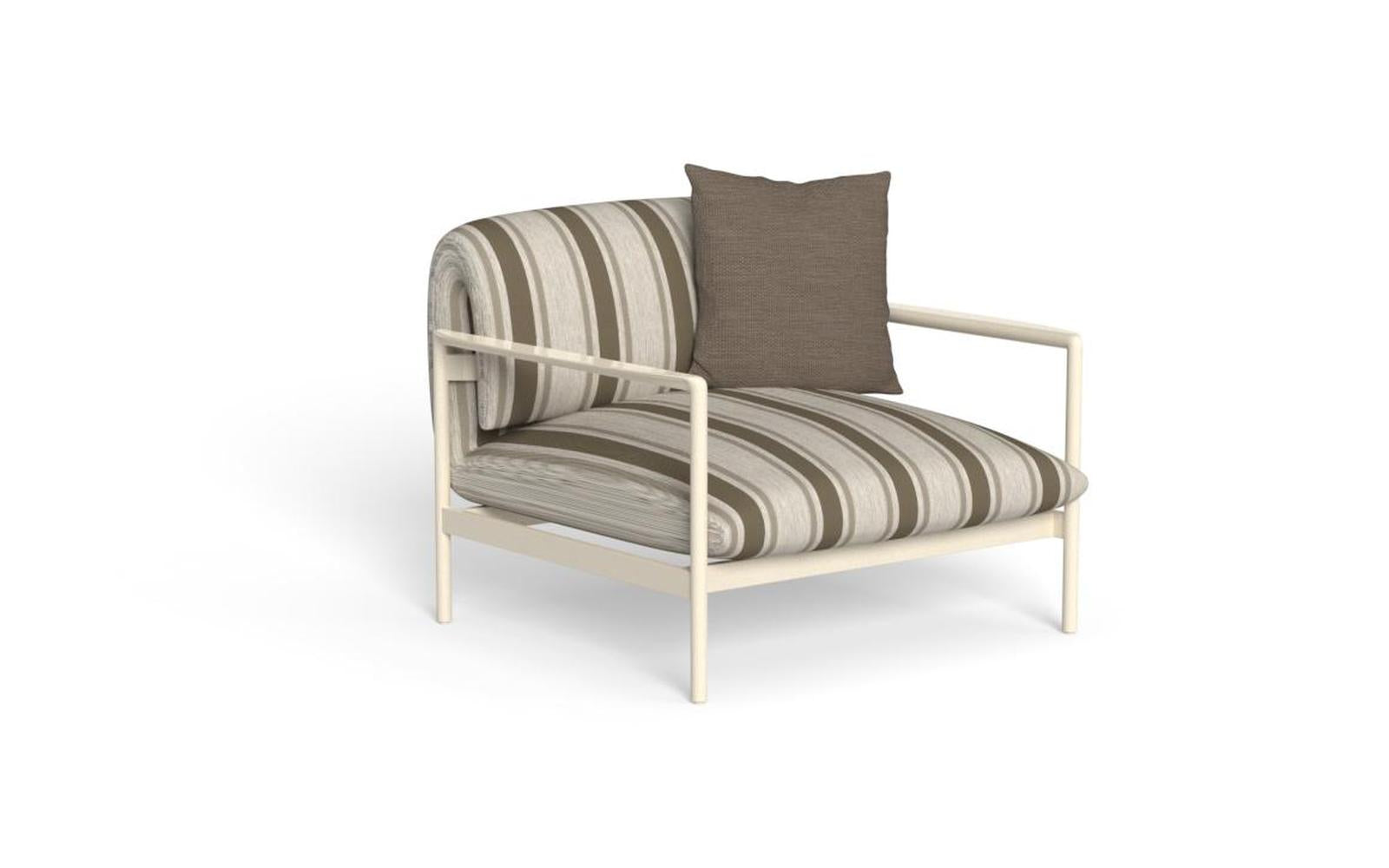 Nalu Armchair