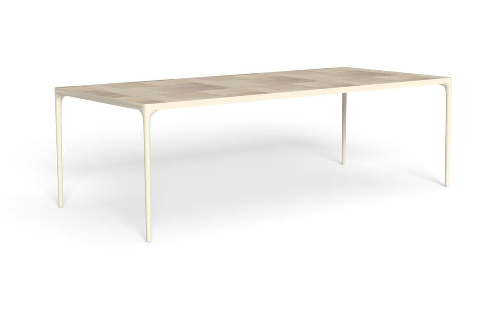 Nalu Dining Table