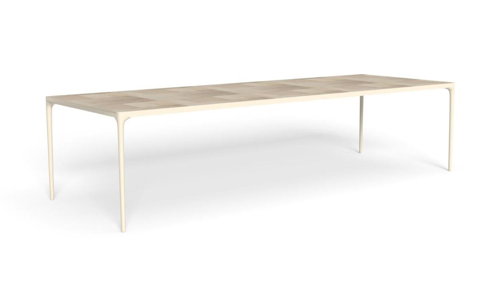 Nalu Dining Table