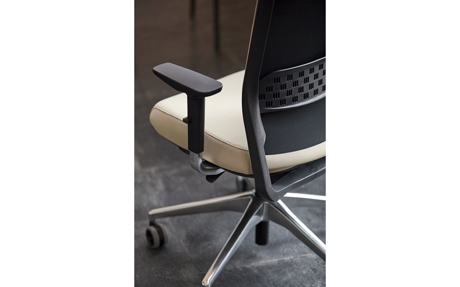 Stay Office Chair