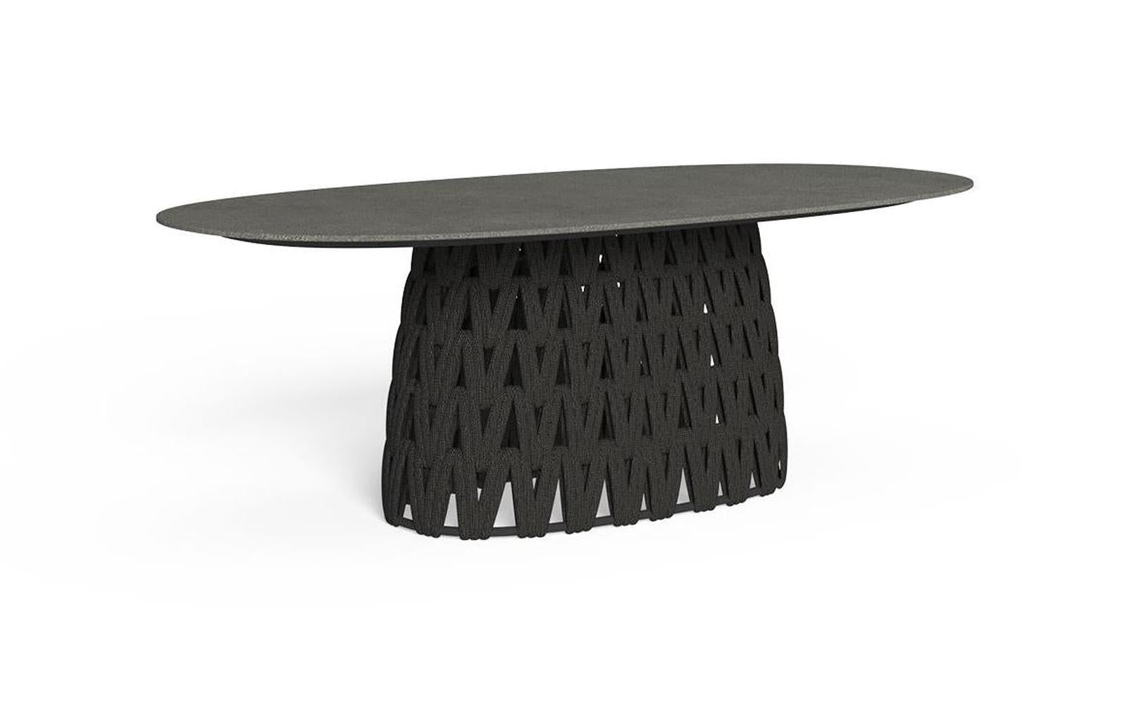 Swipe Dining Table