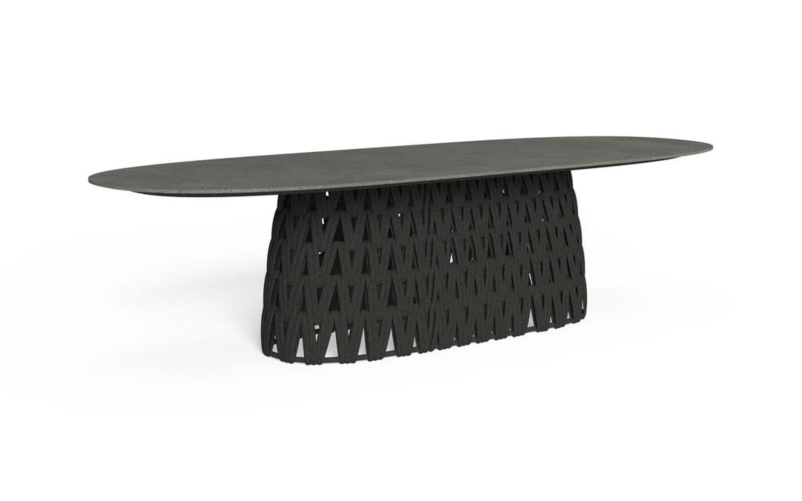 Swipe Dining Table