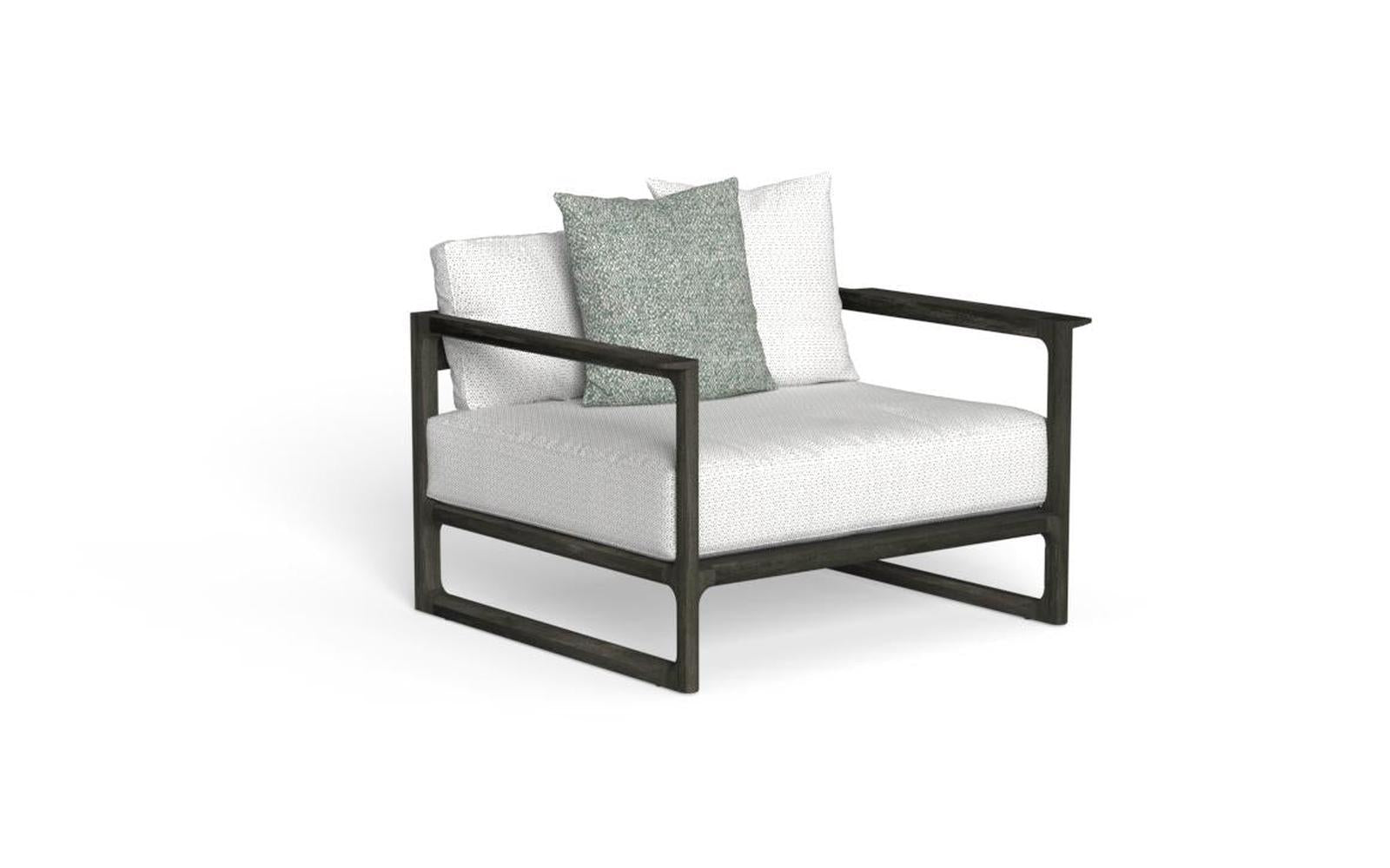 Thea Living Armchair