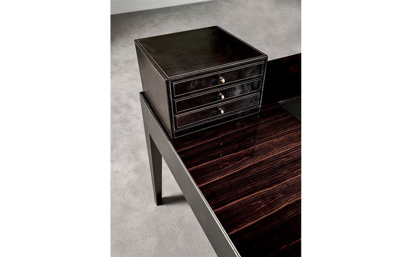 Gorky Desk-Longhi-Furnivita